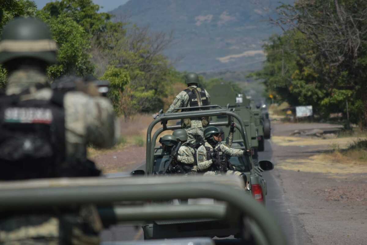 Detienen a siete hombres armados por extorsionar a limoneros en Michoacán | Especial