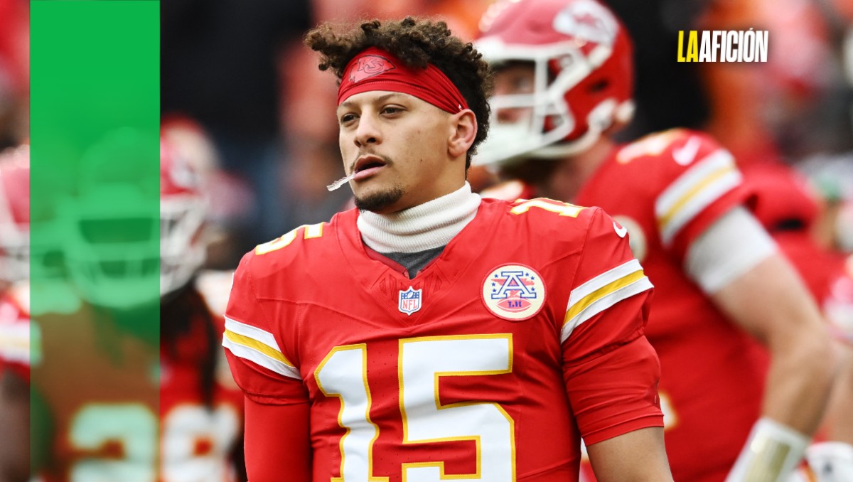 Patrick Mahomes sufre esguince en el tobillo y preocupa a Chiefs de cara a la postemporada  de NFL (Reuters)