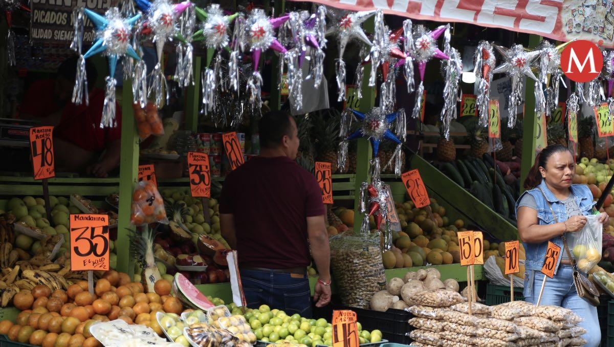 Venta de frutas y verduras en Tampico. (Yazmín Sánchez)