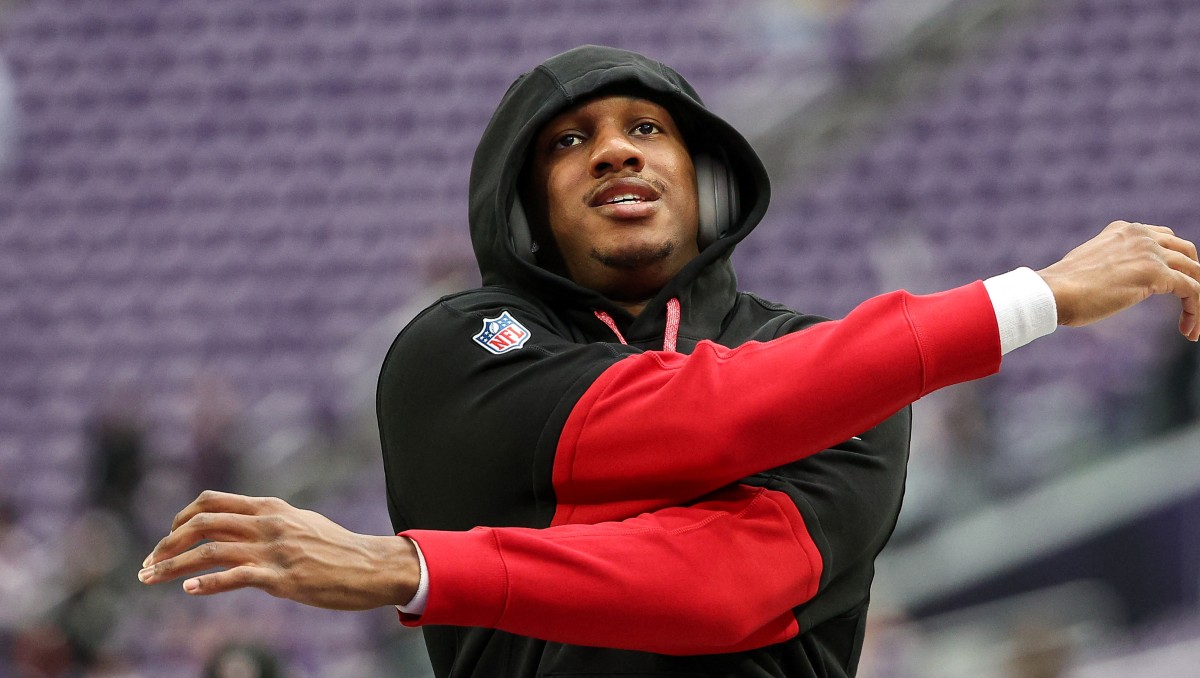 Michael Penix Jr. es nombrado quarterback titular de los Atlanta Falcons (Reuters)