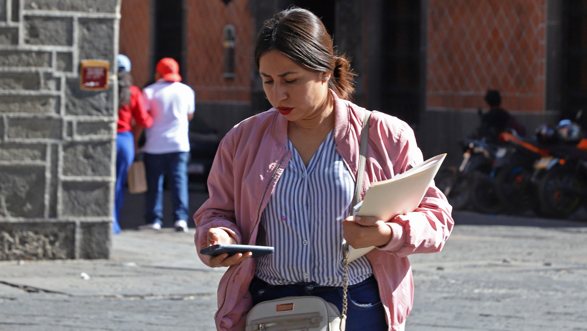 Puebla enfrenta brecha laboral entre hombres y mujeres | Melanie Torres