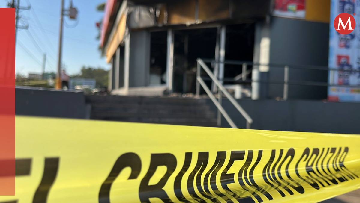 En redes sociales circulan videos del incendio registrado en una tienda Oxxo de Culiacán | Especial