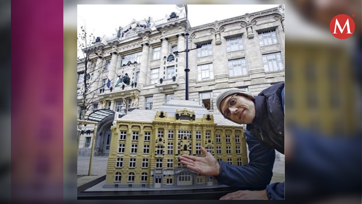 Academia Liszt en Budapest a partir de 20.000 ladrillos LEGO hecho por Balazs Doczy. / Instagram