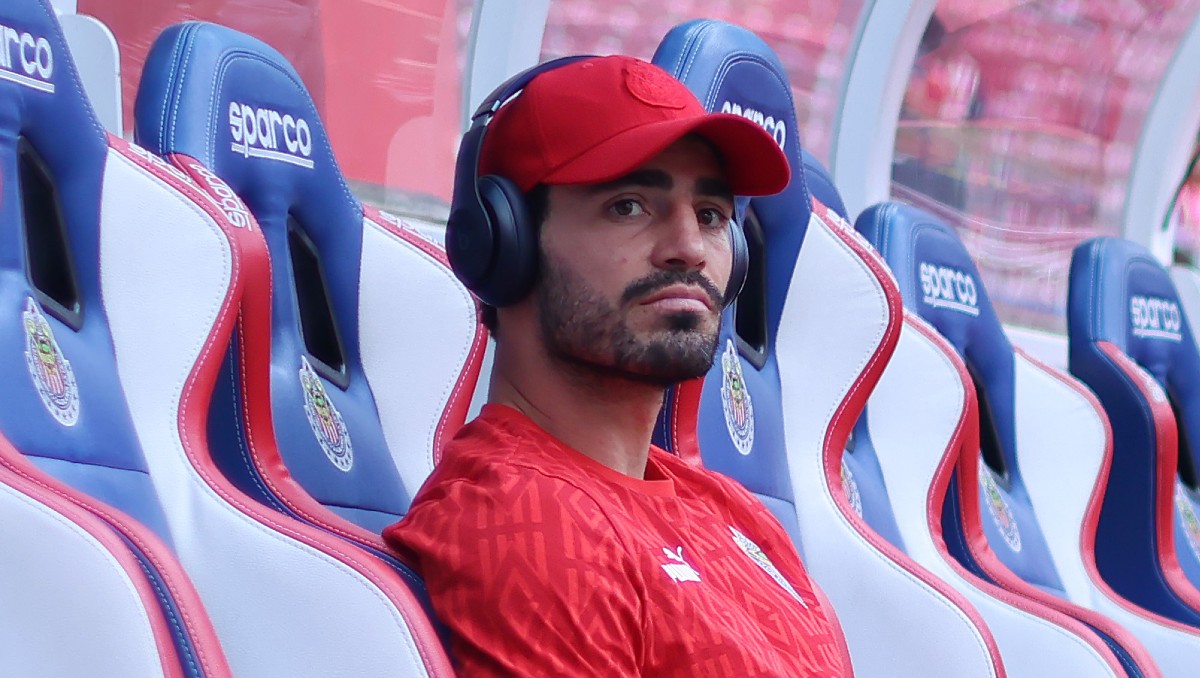 Chivas confirma la salida de Antonio Briseño después de cinco años
