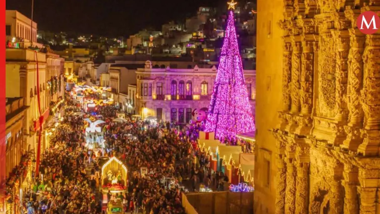 Familias disfrutan el desfile navideño 'Juntos Somos Paz', en Zacatecas