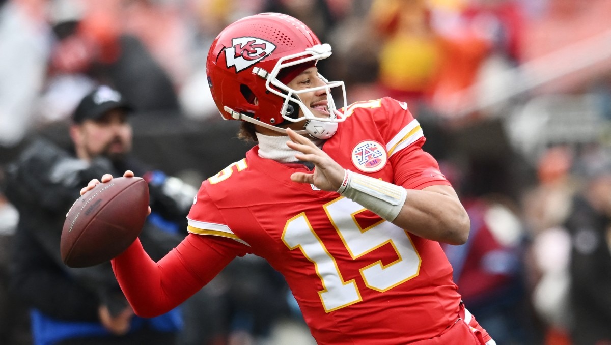 ¡Si va a jugar! Patrick Mahomes jugará ante los Houston Texans luego de una lesión (Reuters)