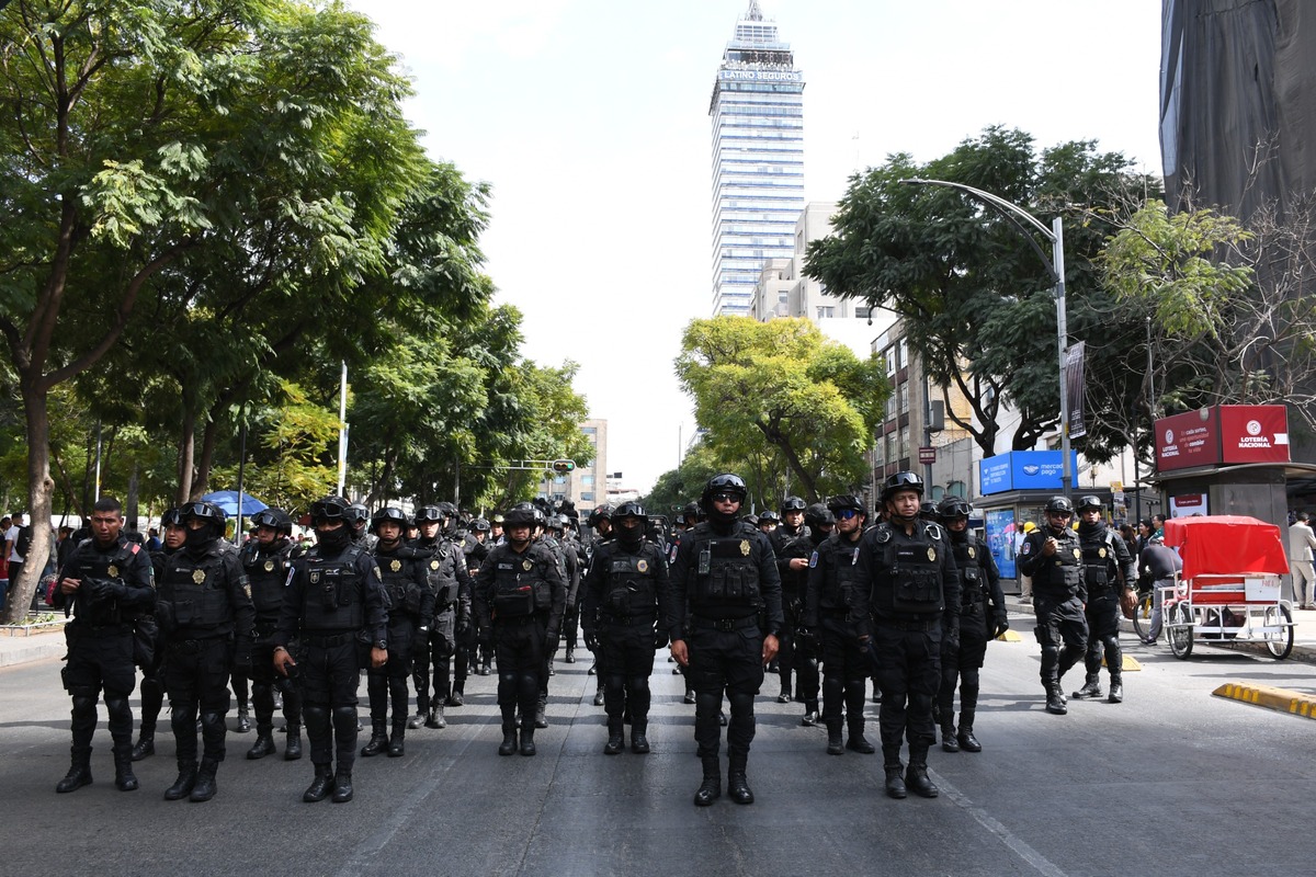 Para el operativo en el Centro Histórico fueron desplegados 623 elementos de la SSC. | Especial