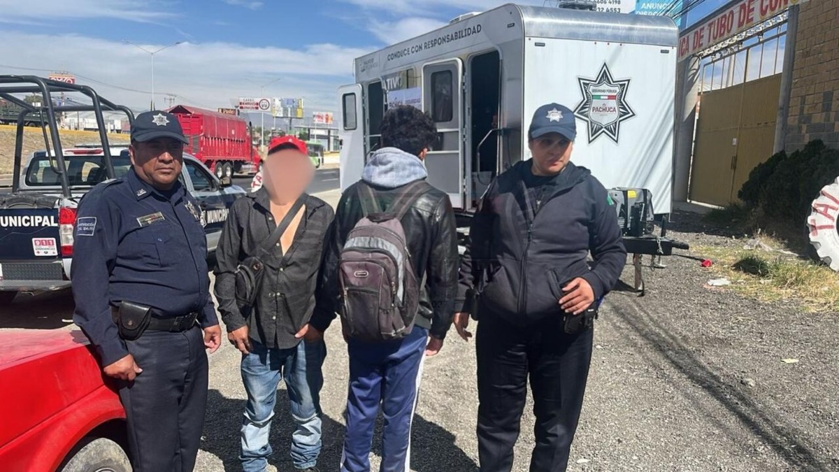 Policías de Pachuca brindaron apoyo al adolescente para que regresara a su casa