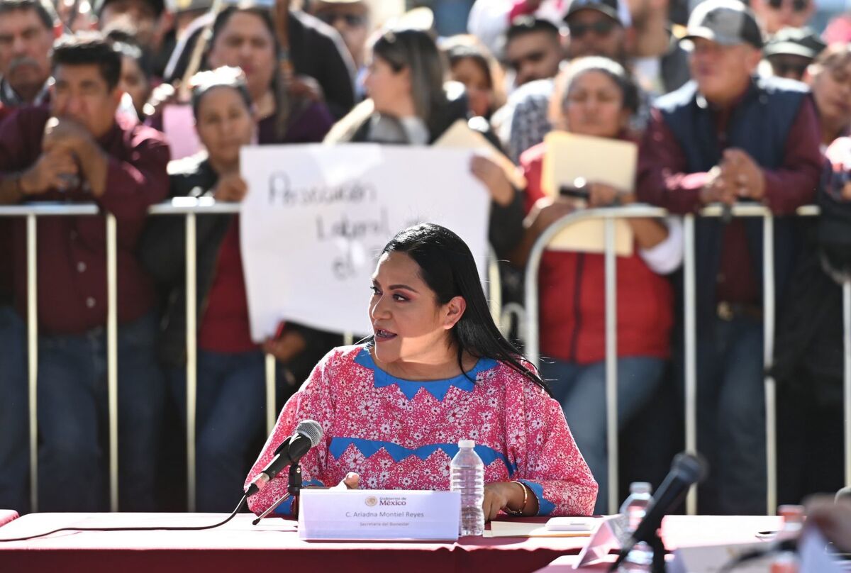 Ariadna Montiel durante la firma de Decretos de Reconocimiento de Propiedad a Comunidades Rarámuri. | Cuartoscuro