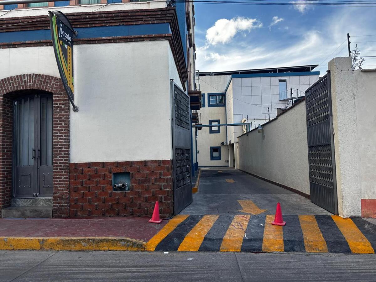 Balean a médico en calle Morelos de Tulancingo. (Especial)