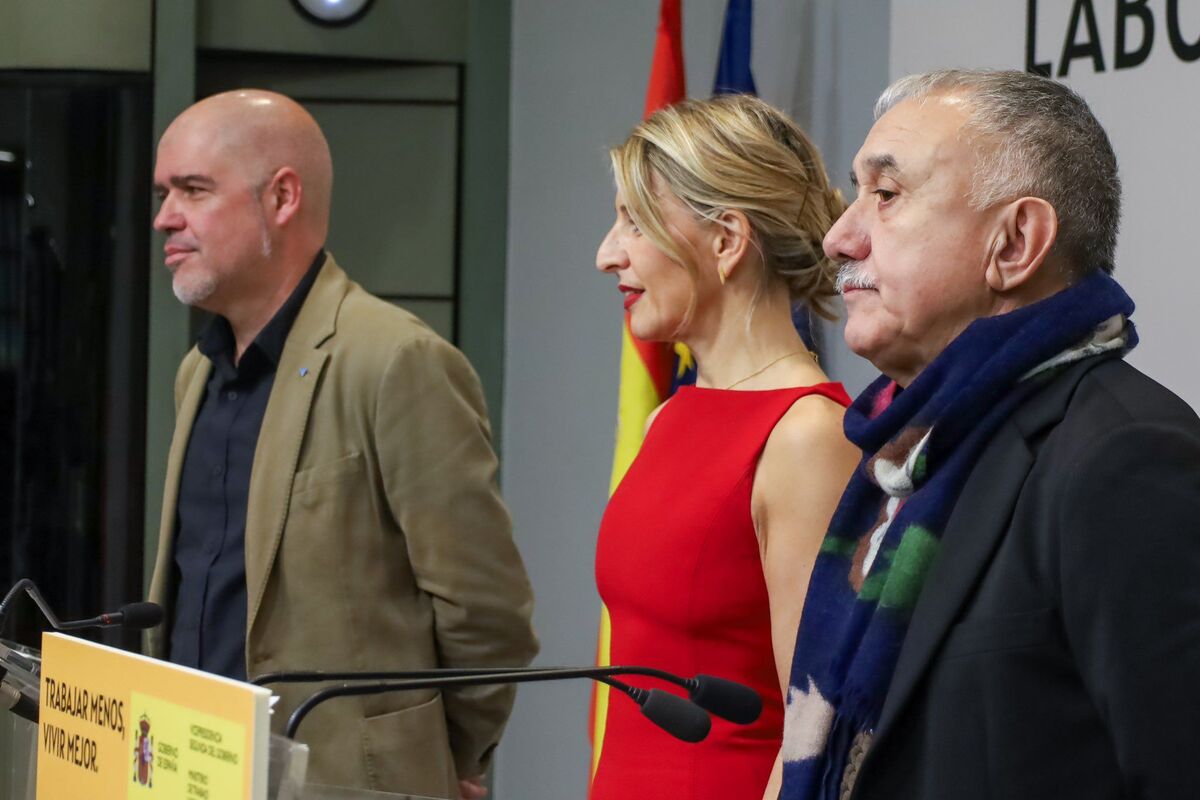 La Confederación Española de Organizaciones Empresariales no esta de acuerdo con la reducción de horas (Especial)