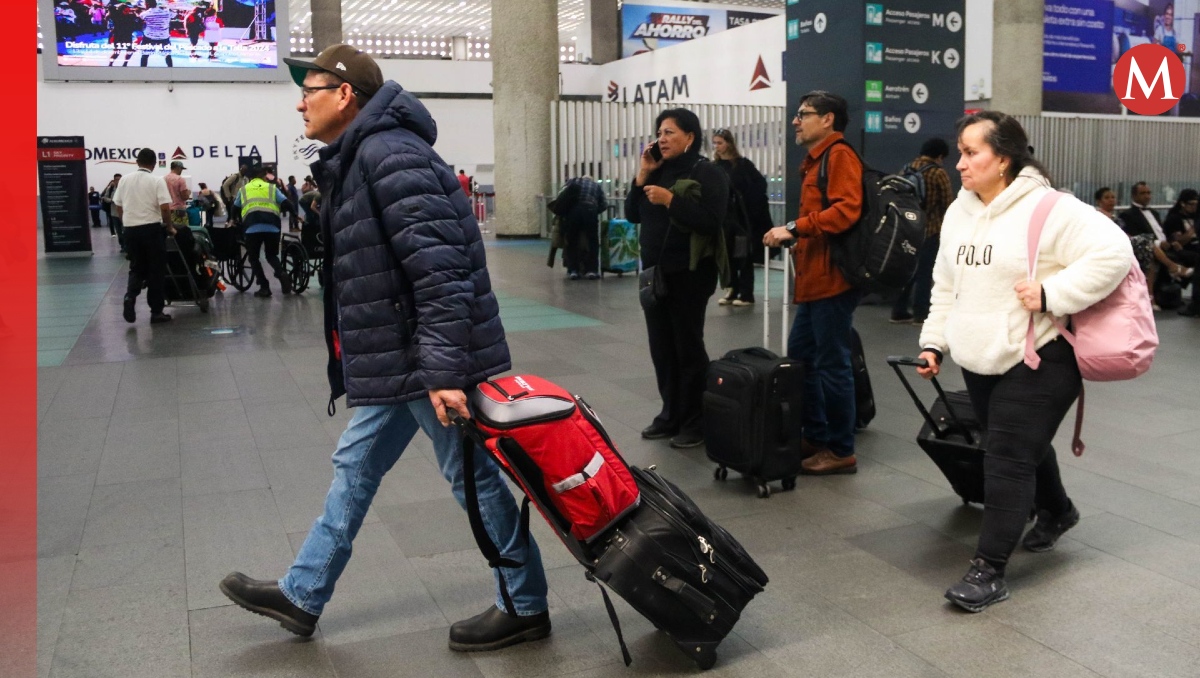 La afluencia de pasajeros en el AICM aumenta debido a las fiestas decembrinas. | Cuartoscuro
