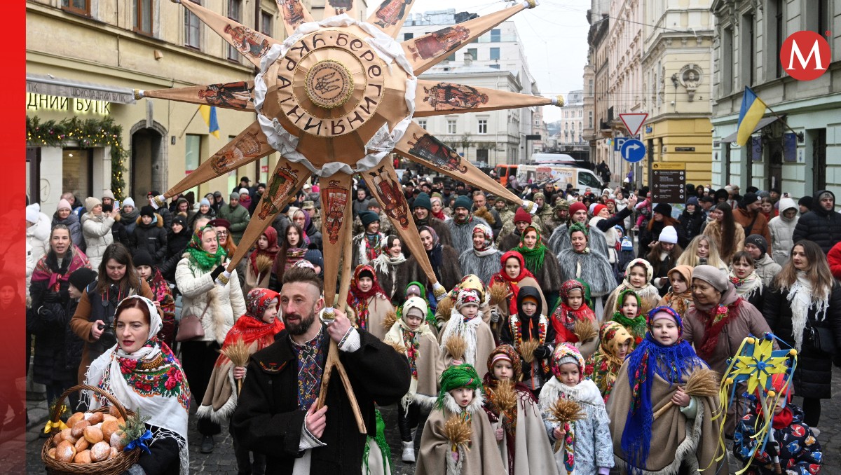 Pese a todo, la Navidad llegó para los ucranianos. | AFP