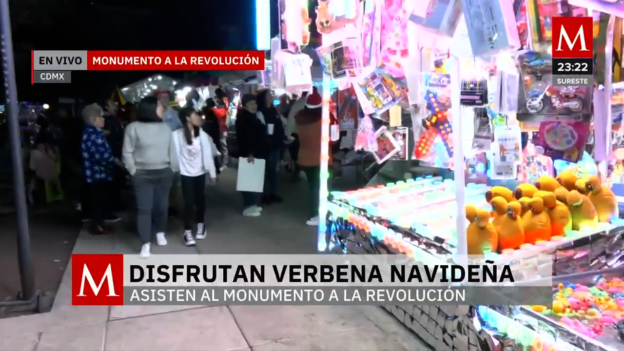 Zócalo y Monumento a la Revolución abarrotados por las verbenas navideñas en CdMx