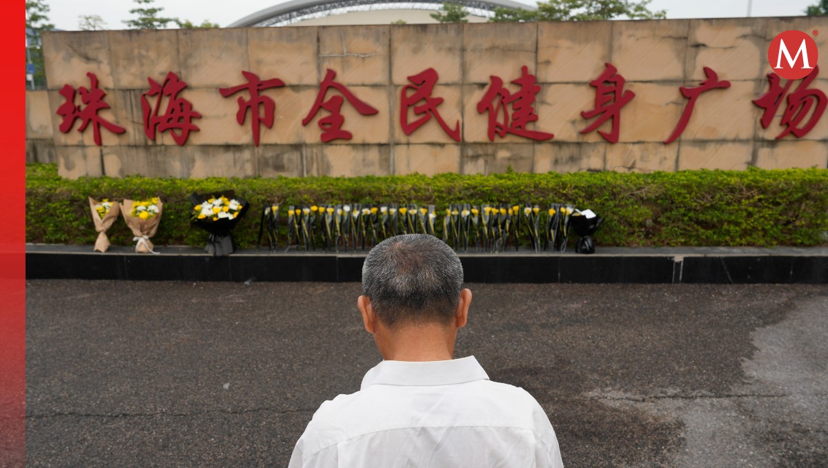 Se montó un homenaje afuera de Zhuhai, en la provincia de Guangdong, donde ocurrió Fan Weiqiu embistió a una multitud | AP