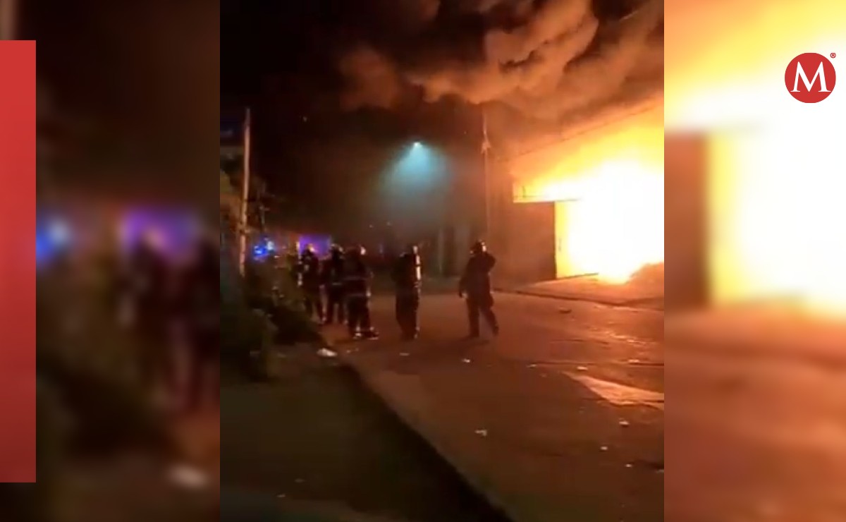 Se registra incendio en recicladora de Zapopan