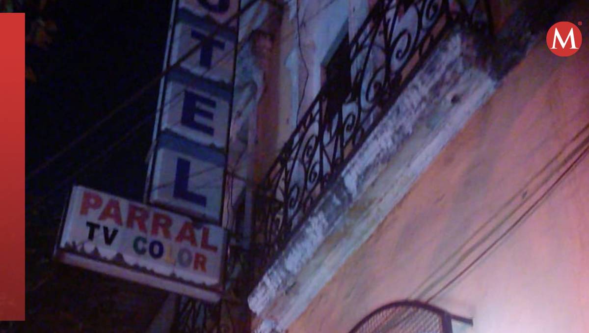 Los Bomberos informaron que siete personas fueron rescatadas en el Hotel Parral (Bomberos CdMx)