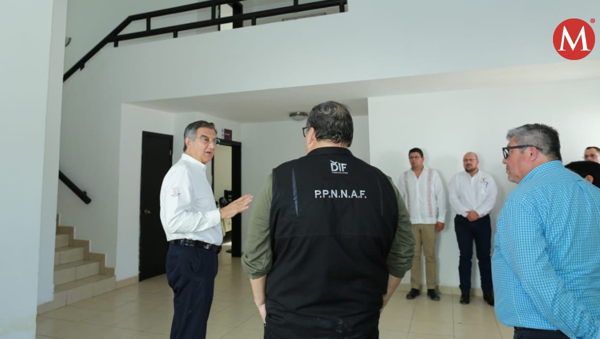 Américo Villarreal supervisa sitio para albergue de deportados de EU. (Cortesía)