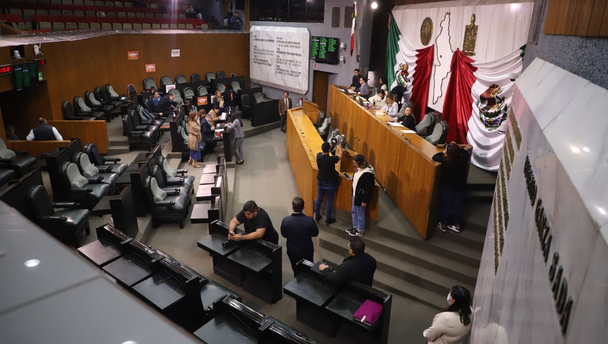 Congreso de Nuevo León. Luis Guerra