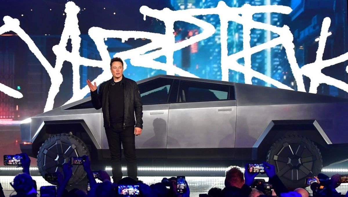Elon Musk visitó la entidad y sobrevoló los terrenos de interés en octubre de 2022 . AFP