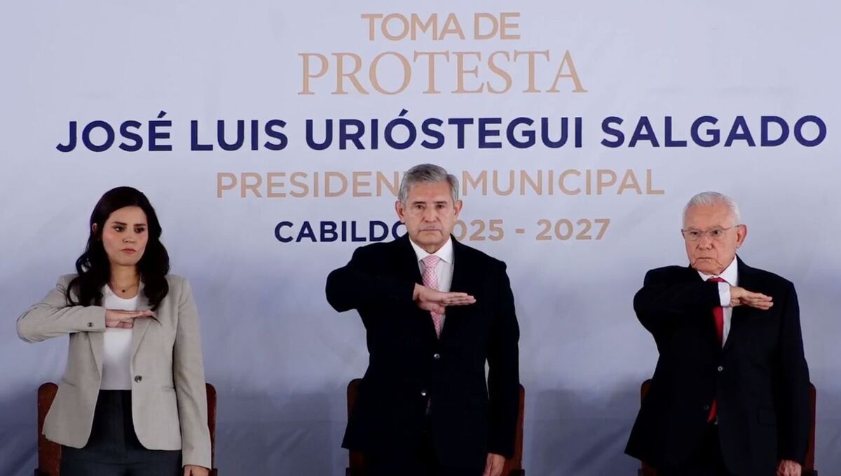Paula Trade Hidalgo rinde protesta como síndica de Cuernavaca