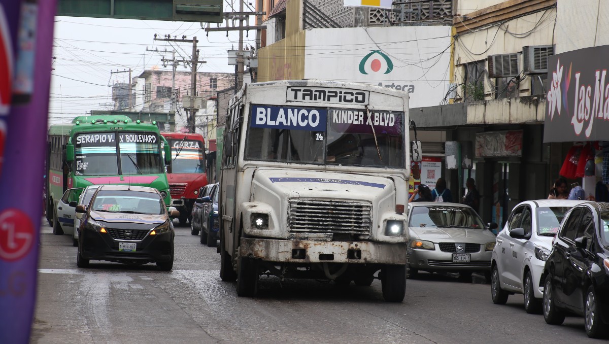 Carencia de transporte público en el sur de Tamaulipas. (Yazmín Sánchez)