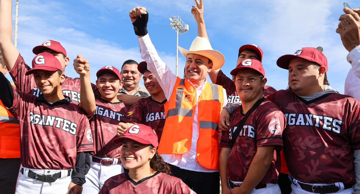Alfonso Durazo rescata unidades deportivas en beneficio de atletas. | Especial