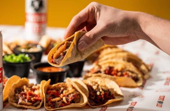 Alistan las rosca taqueras en Guadalajara. (Cortesía)