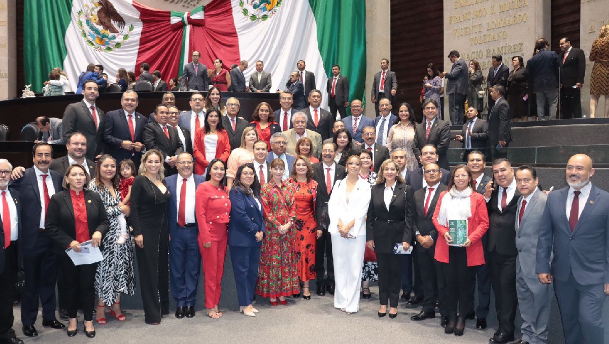 Grupo parlamentario del PT en el Palacio de San Lázaro alertó sobre la deportación masiva de connacionales desde EU hacia México. Foto: Especial