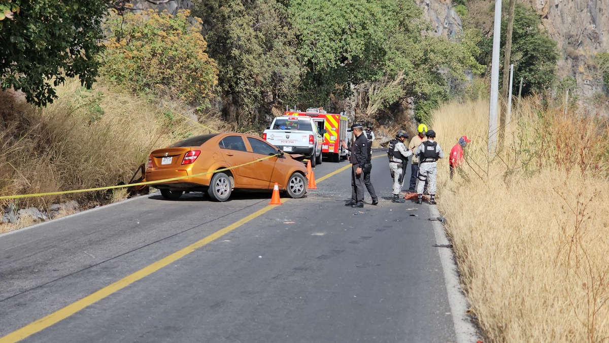 El accidente ocurrió sobre la carretera libre a Saltillo. (Juan Carlos Munguía)