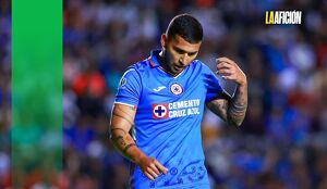 Cruz Azul y Juan Escobar llegaron a un mutuo acuerdo para rescindir su contrato con el club.