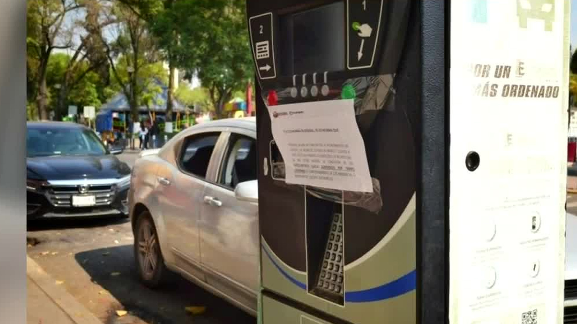 Ecatepec suspende operación de parquímetros; acusan abusos