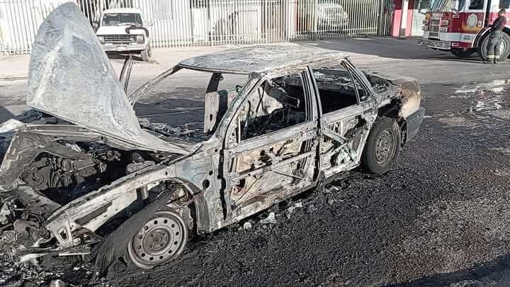 Su esposa e hijo también resultaron heridos al intentar rescatarlo. | Especial