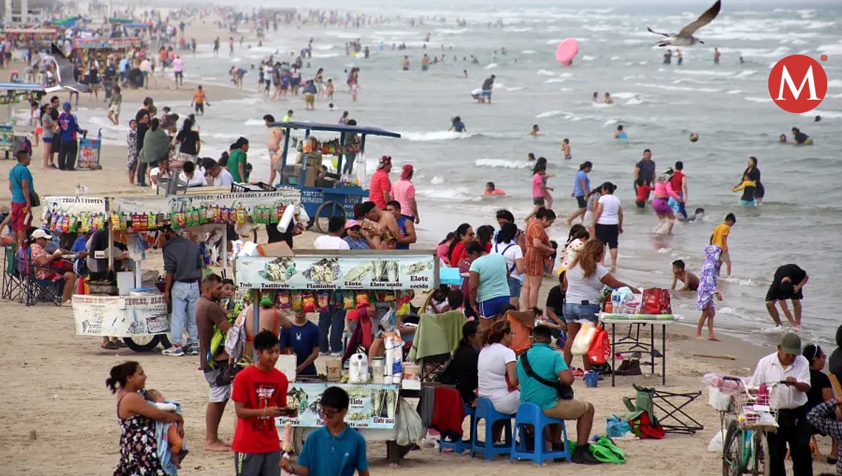 Playa Miramar se consolida como el destino por excelencia de los visitantes en época vacacional. (Yazmín Sánchez)