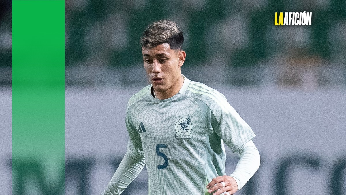 Omar Campos cumple sueño de niño al jugar en Cruz Azul (Imago7)
