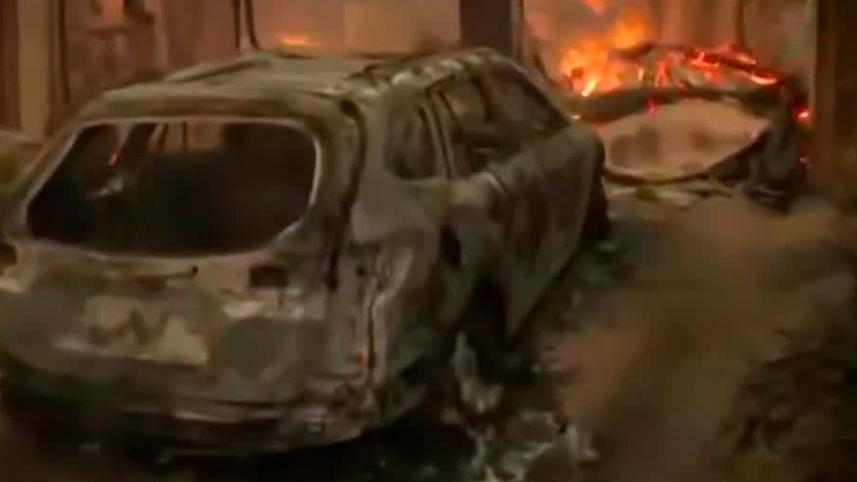 Declaran estado de emergencia en California por incendios; al menos mil estructuras dañadas