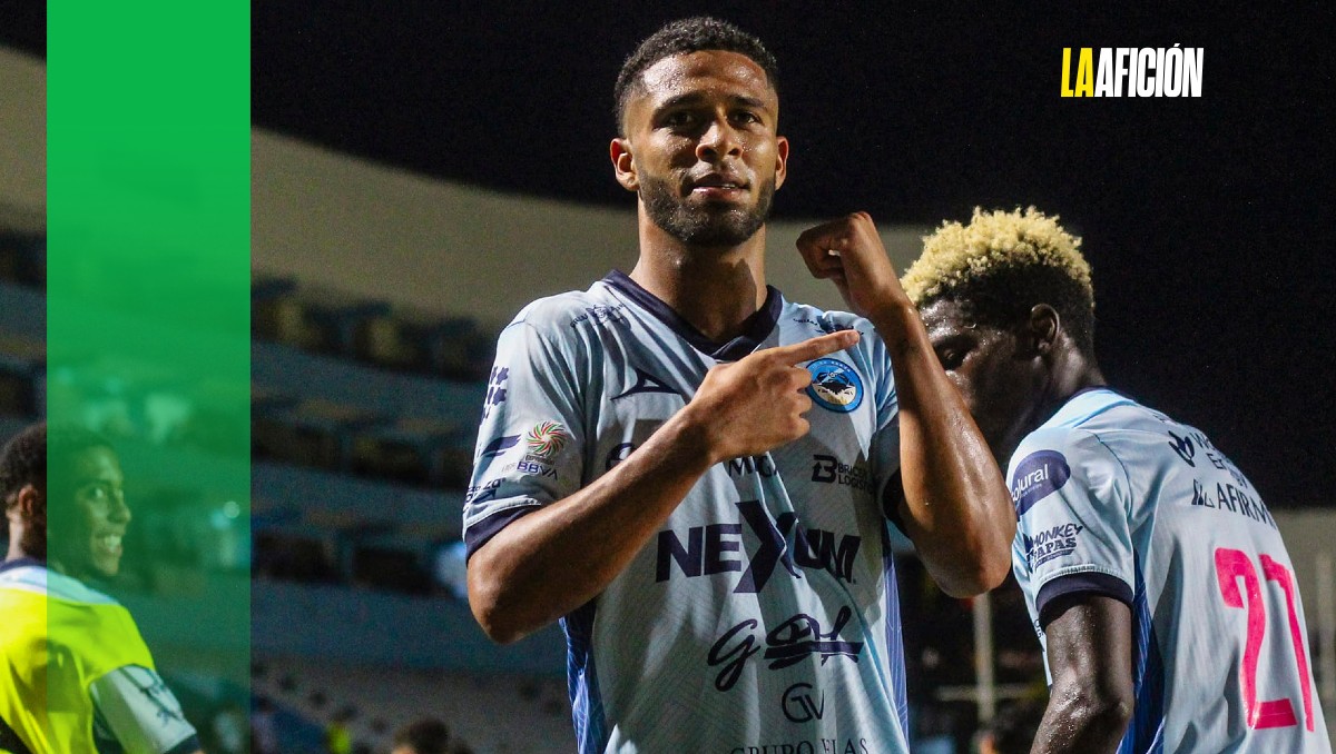 El defensa peruano Aron Sánchez abandonó a la Jaiba Brava.