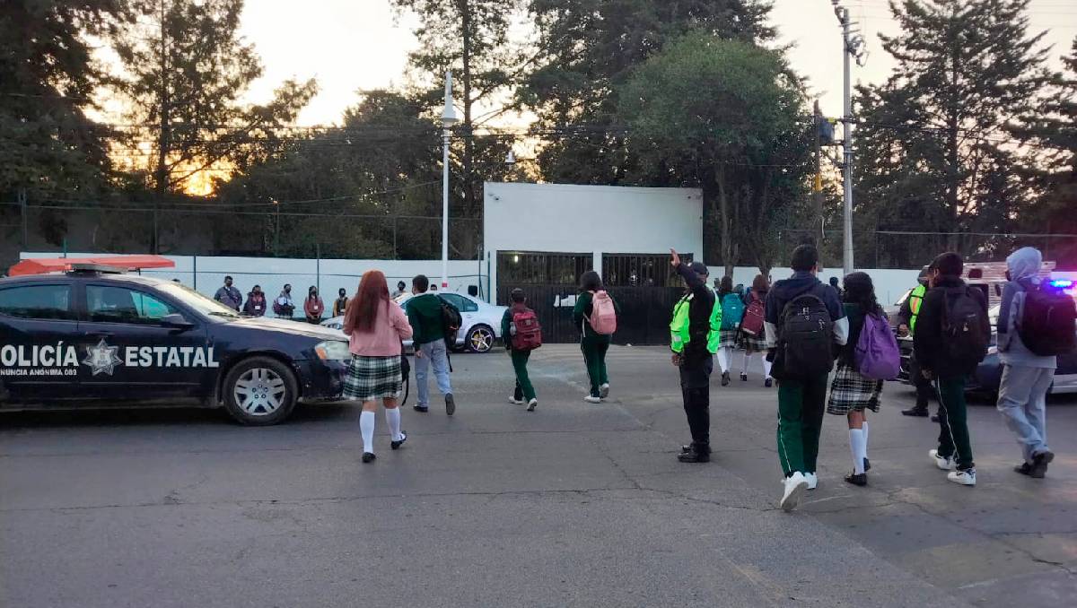 El operativo busca garantizar la seguridad de los 4 millones de estudiantes que regresan a clases en Edomex. Foto: (Especial)