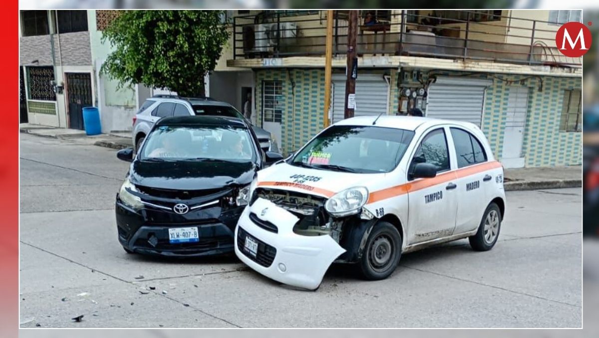 Tránsito del municipio indicó que la colisión fue producto de la omisión del alto. (Mario Juárez)