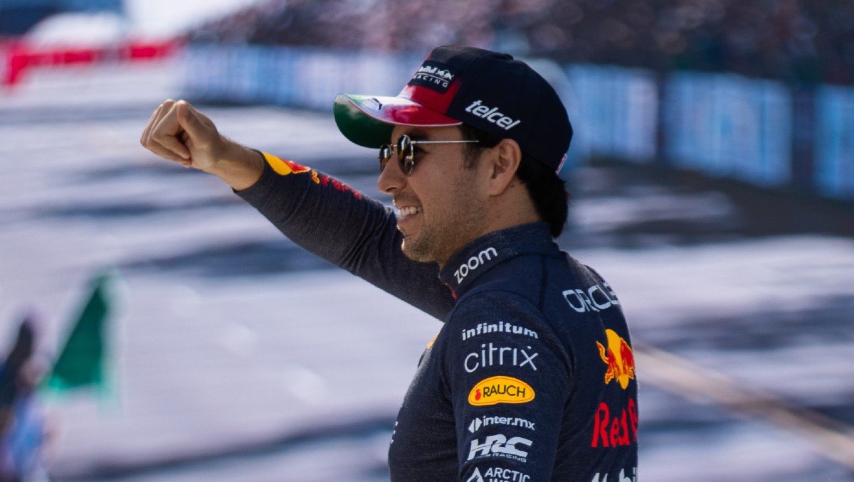 'Checo' Pérez asegura que se tomará seis meses para definir su futuro (Reuters)