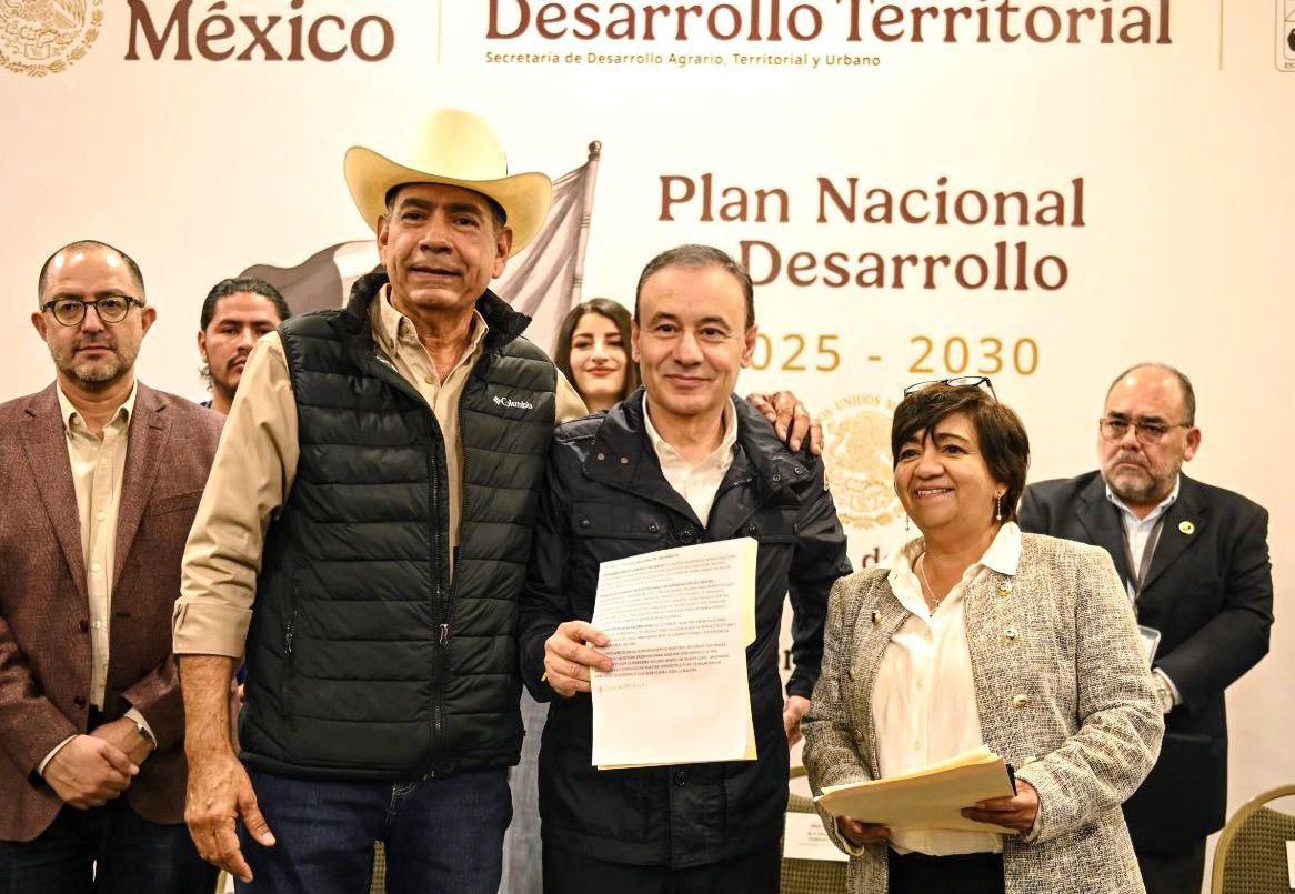 En los foros también participan diferentes sectores de la sociedad.