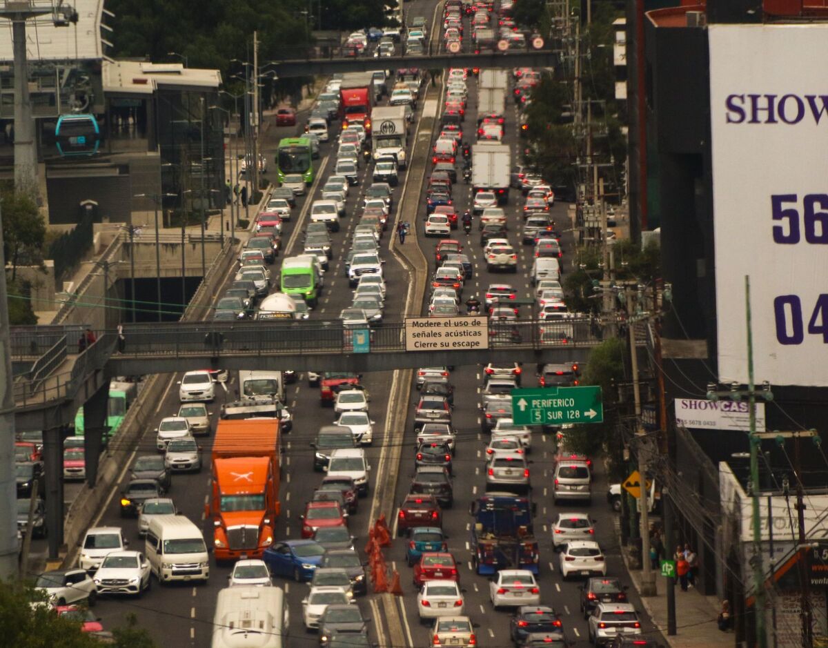 Marchas, bloqueos o manifestaciones son factores que modifican y empeoran las dinámicas de vialidad. | Cuartoscuro