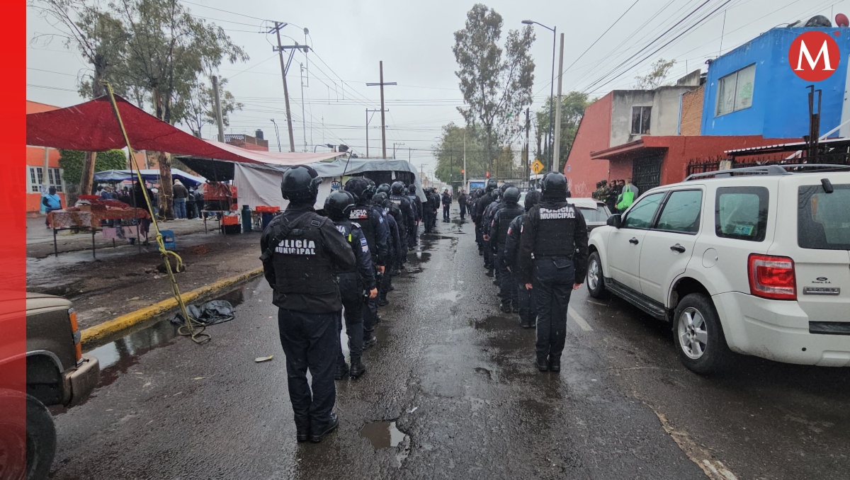 Marina y SSC Puebla encabezan operativo en tianguis Loma Bella | EsImagen