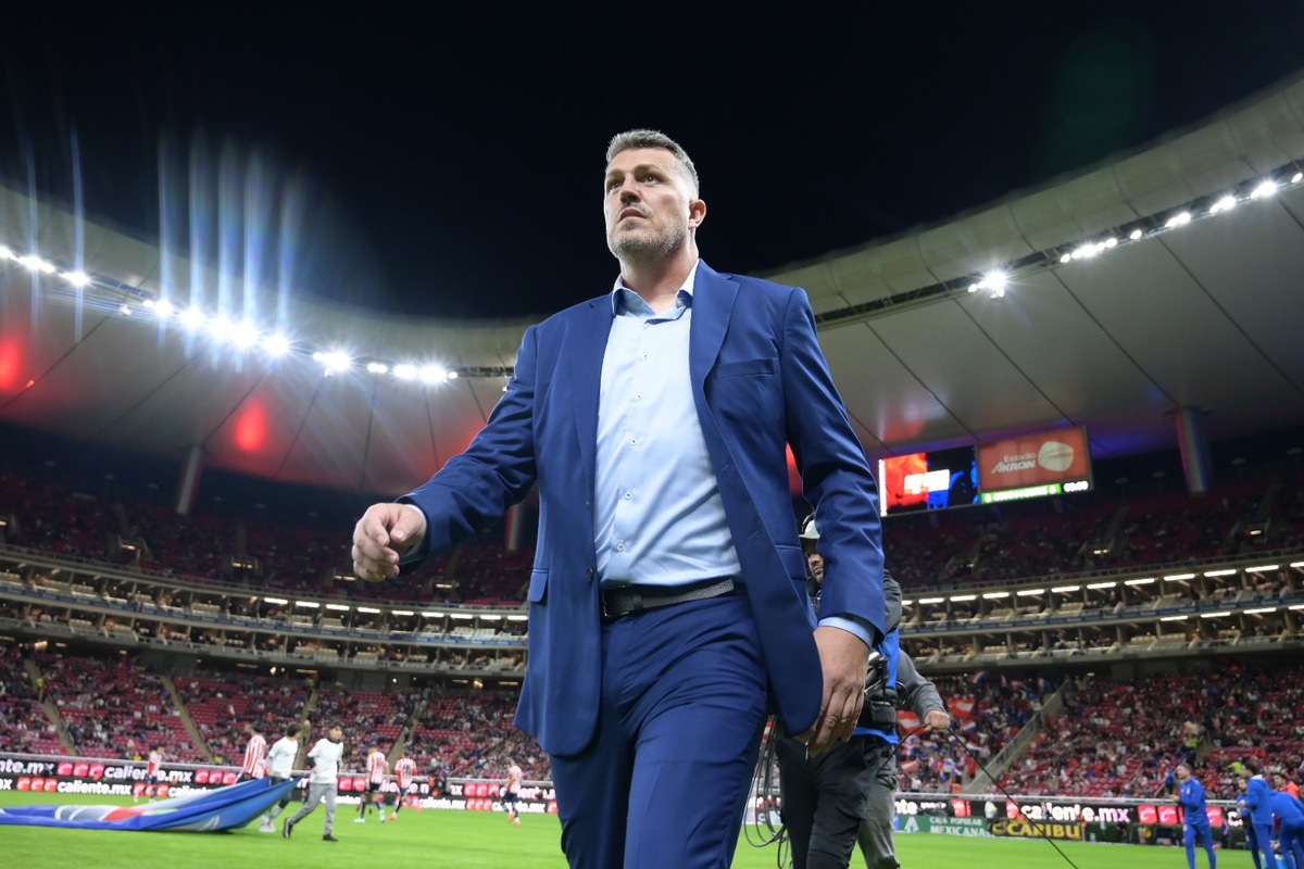 Óscar García se dice orgulloso de su equipo tras victoria ante Santos (Imago 7)