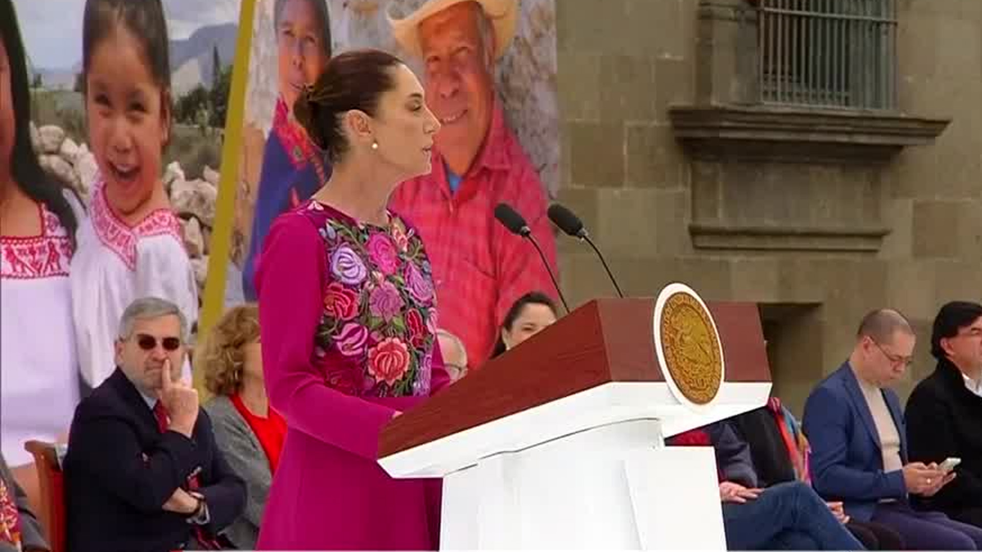 Sheinbaum destaca récords en economía de 2024 en informe de sus 100 días de gobierno