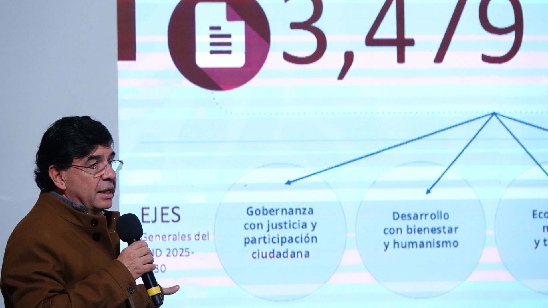 Jesús Ramírez presenta avances del Plan Nacional de Desarrollo