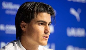 Luka Romero llegó este miércoles a la Ciudad de México para hacer los exámenes médicos y firmar su contrato con Cruz Azul en el inicio del Clausura 2025