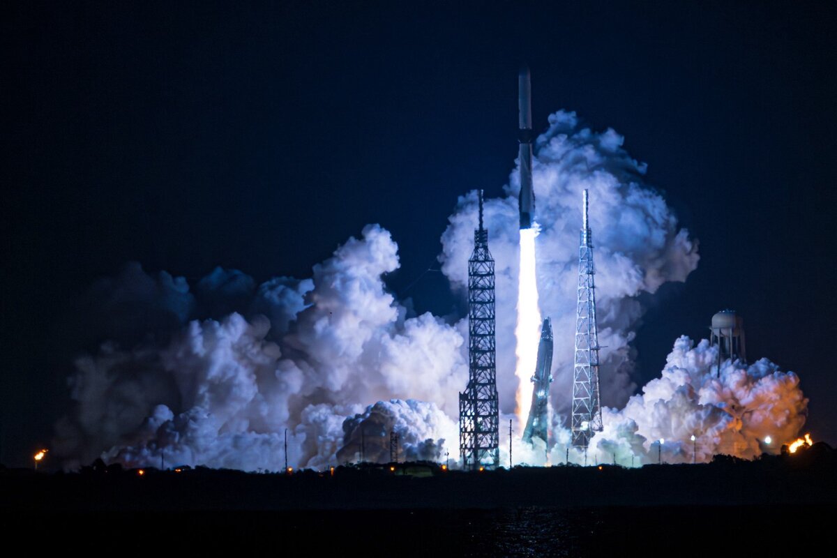 Blue Origin, empresa espacial, lanza cohete New Gleen. | Dave Limp.