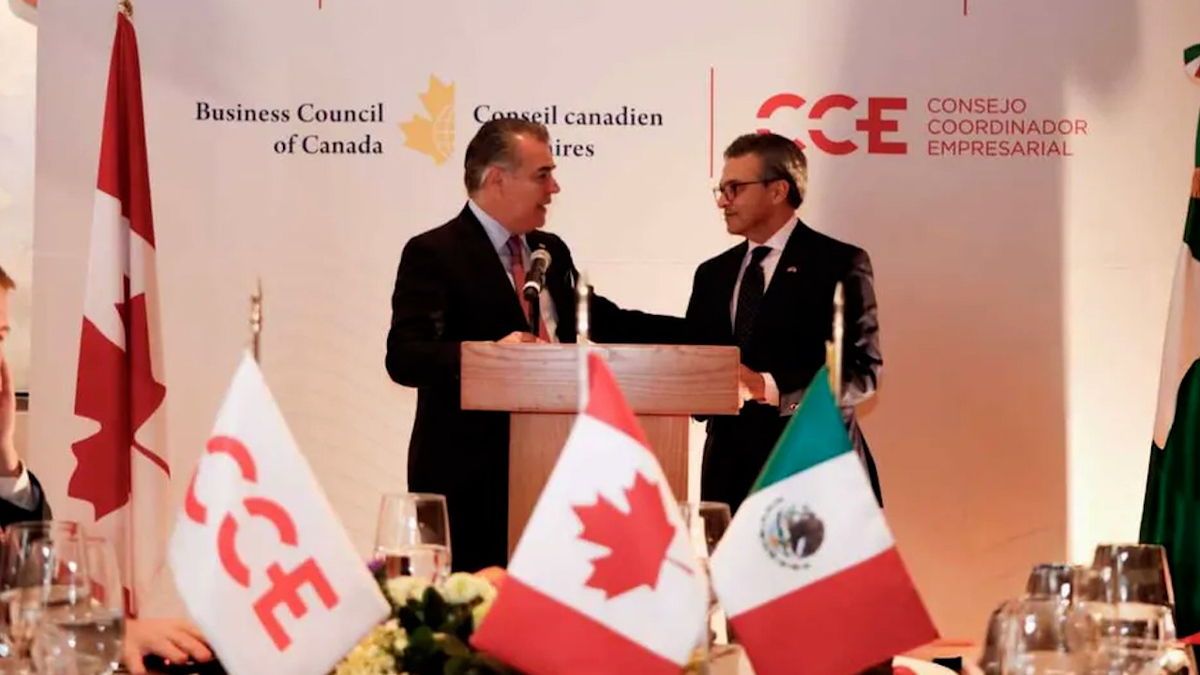 Claudia Sheinbaum se reúne con empresarios mexicanos y canadienses