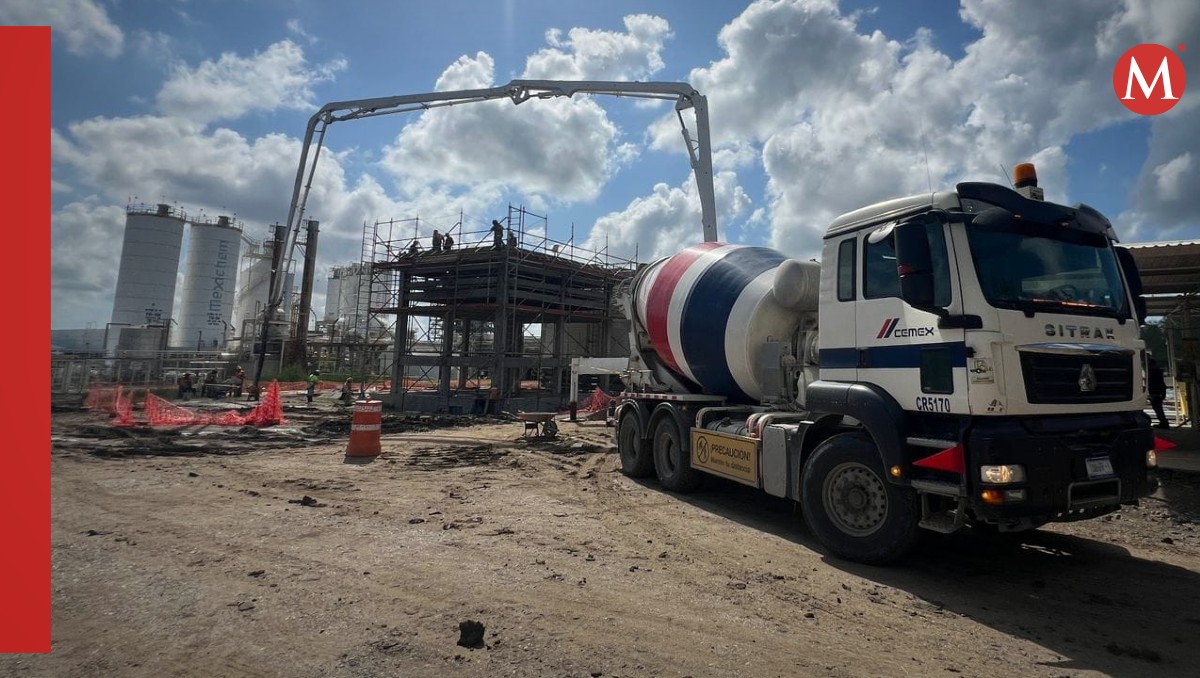 Empresas privadas realizan obras en el corredor industrial de Altamira.